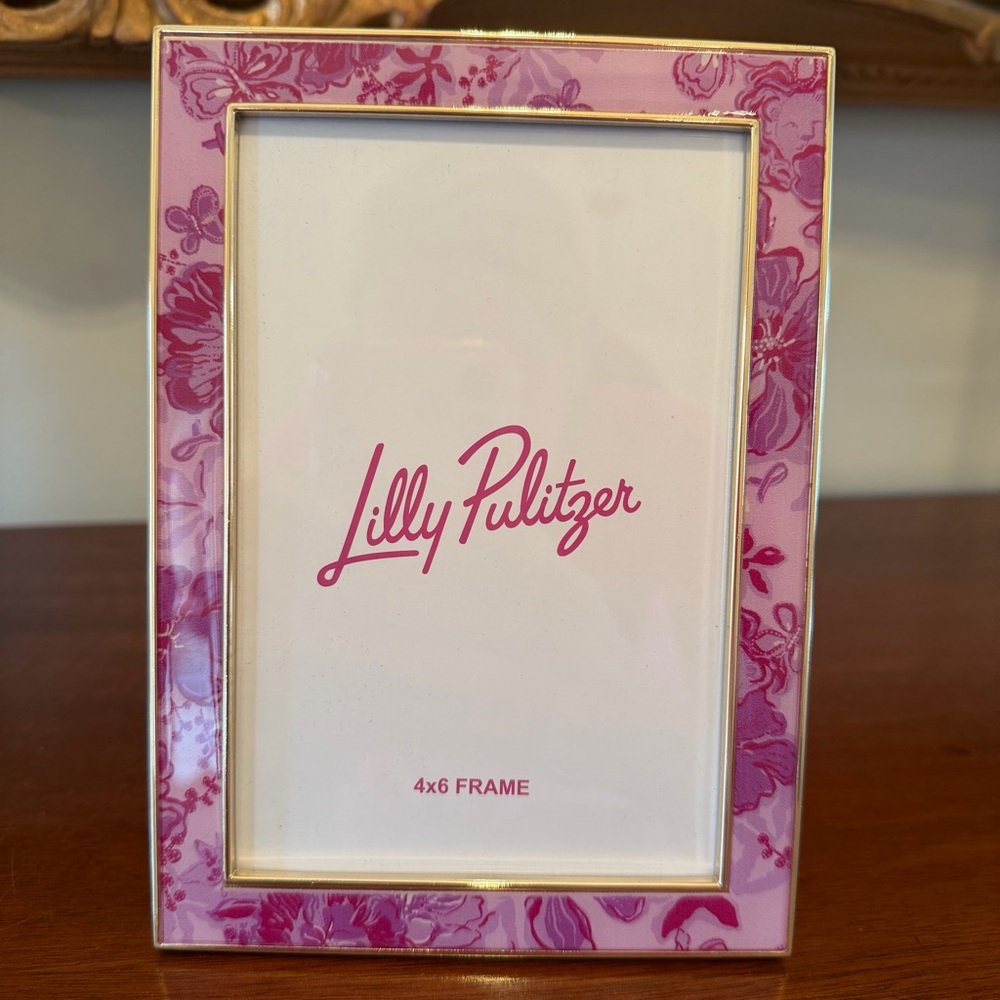 NWT Lilly Pulitzer Parigi Pink Supporting Squad 4x6 Photo Frame - Picture 3 of 6